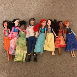 Lot of Disney Princess Doll Collection (pre-owned)